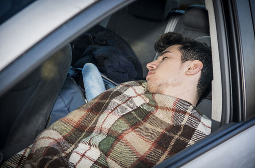 Vì sao người ngủ trong ô tô hay bị tử vong? 1...